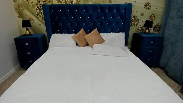 Snapshot of Katrina_Minchels chatting on October 24, 9:38 am Katrina Minchels online show from October 24, 9:38 am