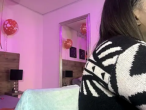 KAROL-SCOTT online show from February 15, 5:19 am