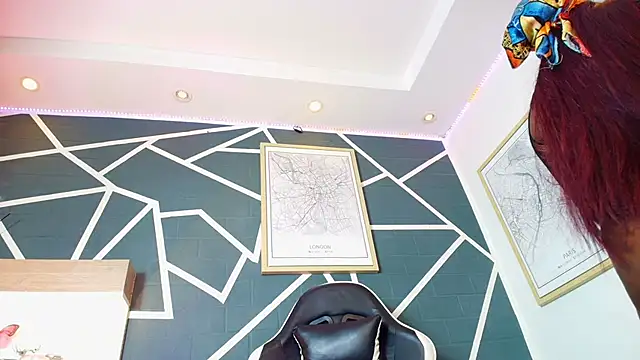 KAROL-SCOTT online show from September 12, 7:58 pm