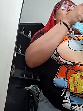 Snapshot of Kata_Bigboobs chatting on February 12, 6:09 pm Kata Bigboobs online show from February 12, 6:09 pm