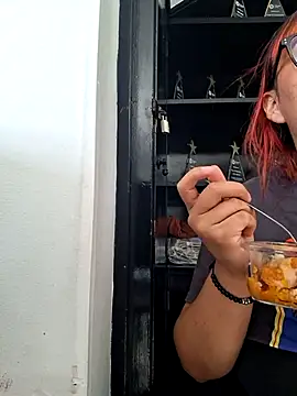 Snapshot of Kata_Bigboobs chatting on February 25, 5:47 pm Kata Bigboobs online show from February 25, 5:47 pm