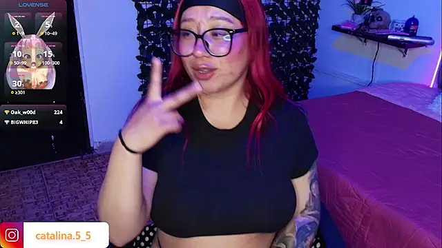 Snapshot of Kata_Bigboobs chatting on November 13, 6:34 am Kata Bigboobs online show from November 13, 6:34 am