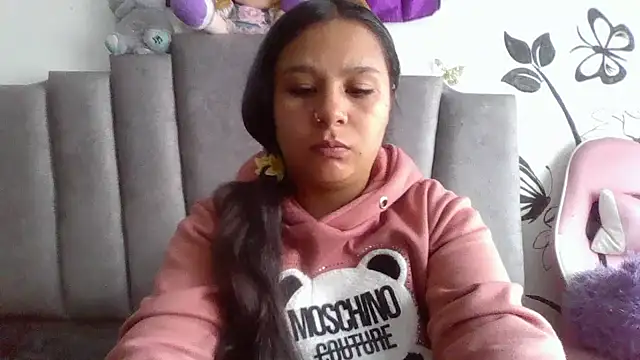 Charis 21 online show from April 14, 6:47 pm