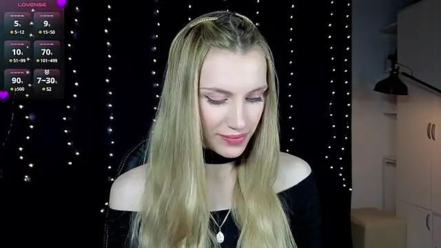 Lilianna Just online show from February 23, 4:35 pm