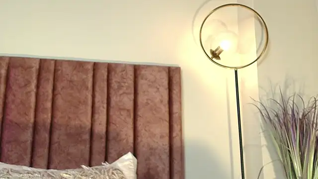 Snapshot of NoraDasilva chatting on November 15, 4:58 pm NoraDasilva online show from November 15, 4:58 pm