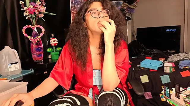 Snapshot of ShinyCherub chatting on March 9, 12:31 am ShinyCherub online show from March 9, 12:31 am