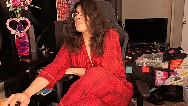 Snapshot of ShinyCherub chatting on March 20, 4:09 pm ShinyCherub online show from March 20, 4:09 pm