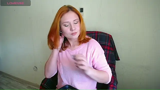 Snapshot of RedHeadSTARx chatting on March 6, 12:09 pm RedHeadSTARx online show from March 6, 12:09 pm