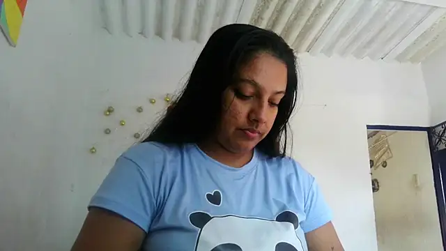 Snapshot of almaswan1 chatting on December 10, 5:22 pm almaswan1 online show from December 10, 5:22 pm