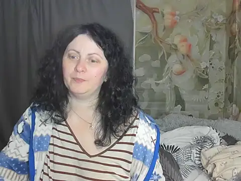 Lillian2 online show from October 30, 11:16 pm