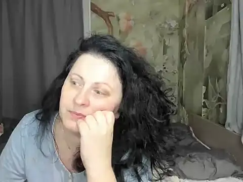 Lillian2 online show from January 31, 7:12 pm