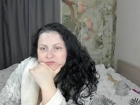 Lillian2 online show from May 31, 1:25 am