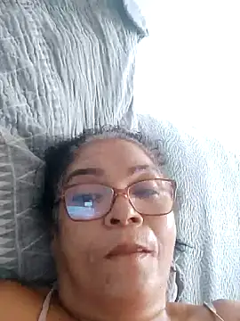 Delicy1 online show from January 27, 4:33 pm