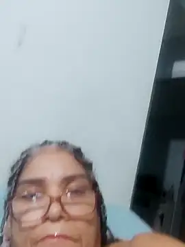 Delicy1 online show from February 13, 10:54 pm