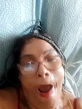 Delicy1 online show from February 20, 11:32 pm