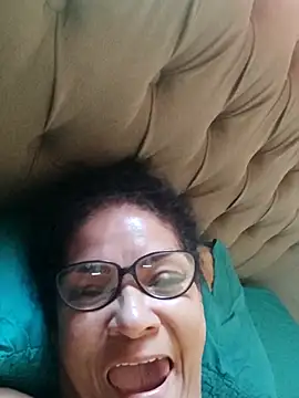 Delicy1 online show from October 26, 10:43 am