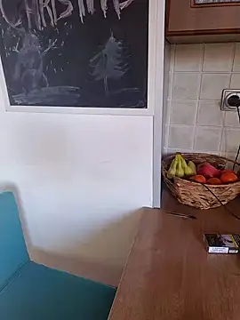 Isabellaa04 online show from February 6, 9:11 am