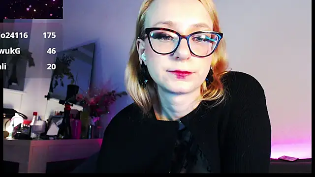 welliza online show from February 27, 4:52 am