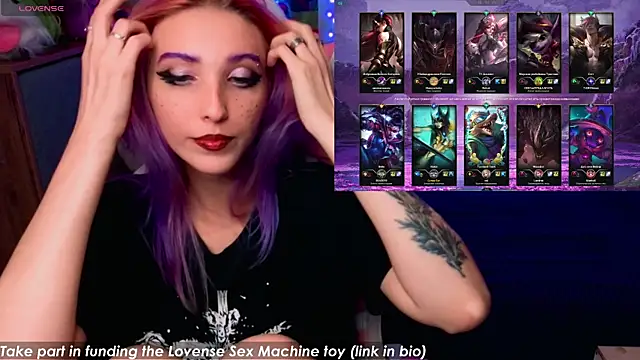 Snapshot of Violet_Noir chatting on September 10, 5:13 pm Violet Noir online show from September 10, 5:13 pm