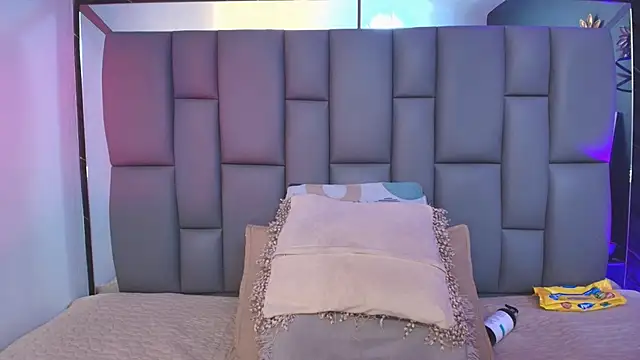  MiaBrown  online show from October 3, 12:02 pm