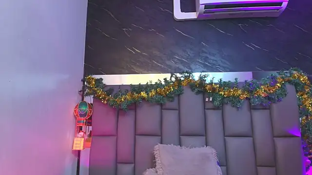  MiaBrown  online show from December 4, 12:03 pm