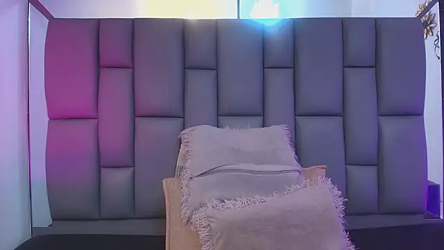  MiaBrown  online show from February 9, 12:09 pm