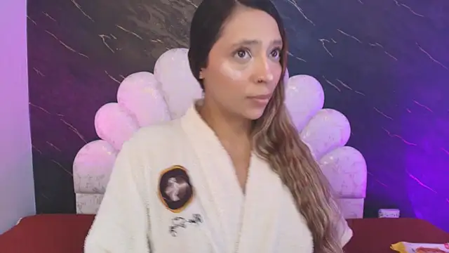  MiaBrown  online show from April 18, 12:09 pm