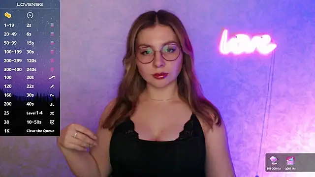 Leah Reed online show from February 24, 6:58 pm