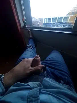 Snapshot of jk1981jk chatting on October 20, 4:07 pm jk1981jk online show from October 20, 4:07 pm