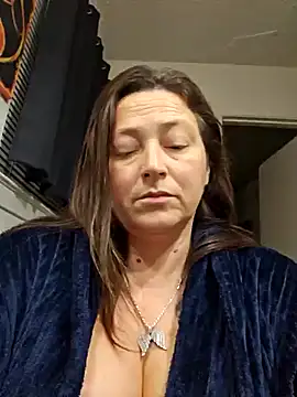 Snapshot of angelbaby1998 chatting on December 17, 4:12 am angelbaby1998 online show from December 17, 4:12 am