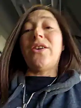 Snapshot of angelbaby1998 chatting on January 12, 9:51 pm angelbaby1998 online show from January 12, 9:51 pm