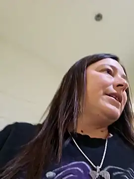 Snapshot of angelbaby1998 chatting on March 22, 3:41 am angelbaby1998 online show from March 22, 3:41 am