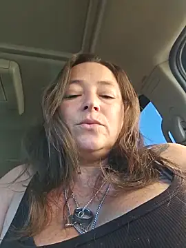 Snapshot of angelbaby1998 chatting on October 26, 10:58 pm angelbaby1998 online show from October 26, 10:58 pm