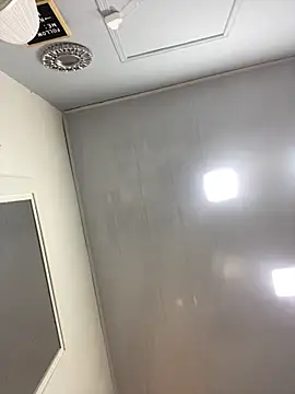 Nicollemays online show from February 27, 12:13 pm