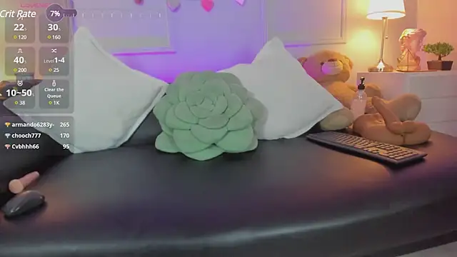 Nicollemays online show from March 10, 6:12 pm