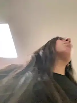 Nicollemays online show from March 18, 12:14 pm