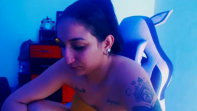 liz dirty online show from November 24, 10:31 pm