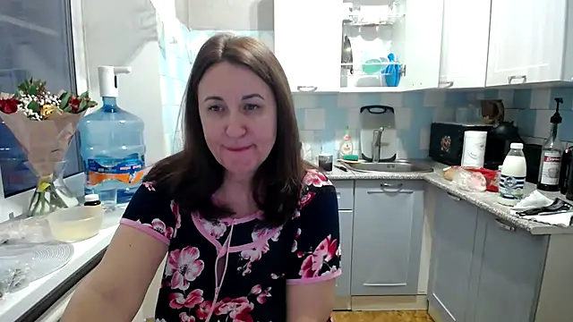 DonnaMagdalena online show from January 9, 6:27 am