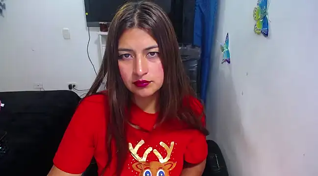 Yunhot  online show from December 19, 8:13 am