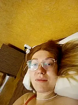  Sweet Love  online show from December 4, 11:02 pm