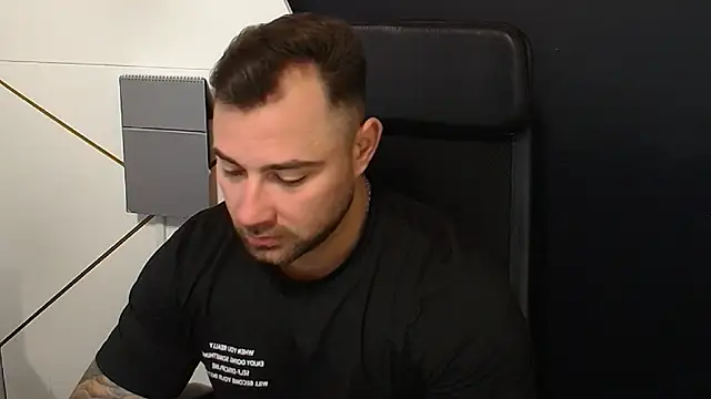 DuncanStone online show from October 18, 4:59 am