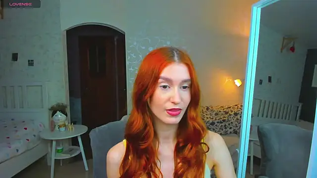 Snapshot of Sally_Biscuit chatting on November 24, 12:27 pm Sally Biscuit online show from November 24, 12:27 pm