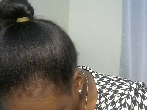 Snapshot of _Princess_mary chatting on March 17, 6:51 am Princess mary online show from March 17, 6:51 am