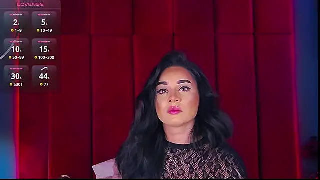 MadyLuxxx online show from November 18, 7:40 pm