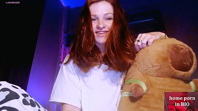 Cassie Wild online show from February 21, 1:44 pm