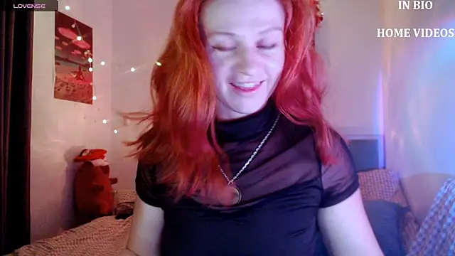 Cassie Wild online show from January 18, 2:43 pm