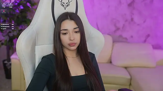 Snapshot of Jasmine_Flow chatting on January 23, 10:44 pm Jasmine Flow online show from January 23, 10:44 pm