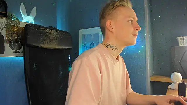 AlexxSweet online show from March 1, 6:48 am