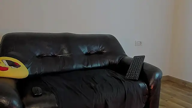 KingMalcom online show from October 10, 11:20 am