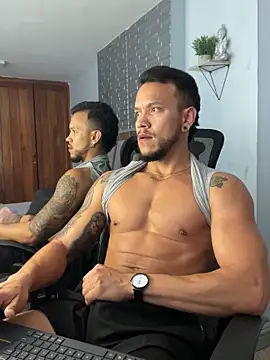 ARON TAYLER01 online show from January 25, 5:08 pm